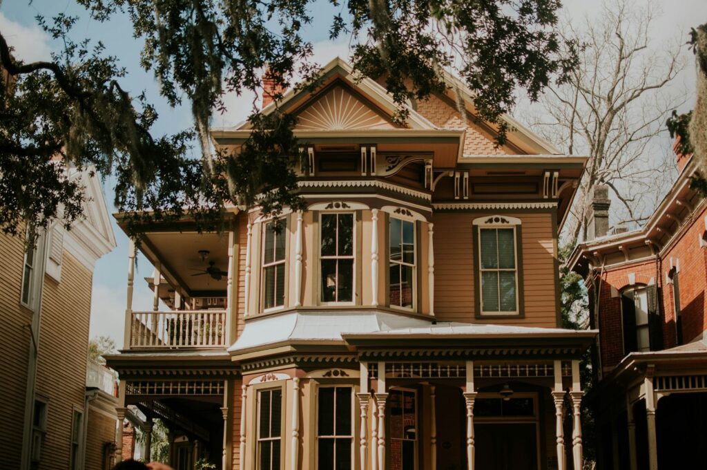 Social Media Storytelling for Savannah Tourism Brands